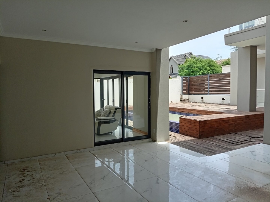 To Let 6 Bedroom Property for Rent in Willaway Gauteng