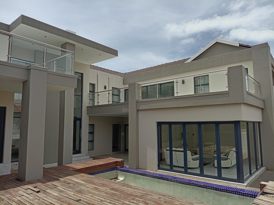 To Let 6 Bedroom Property for Rent in Willaway Gauteng