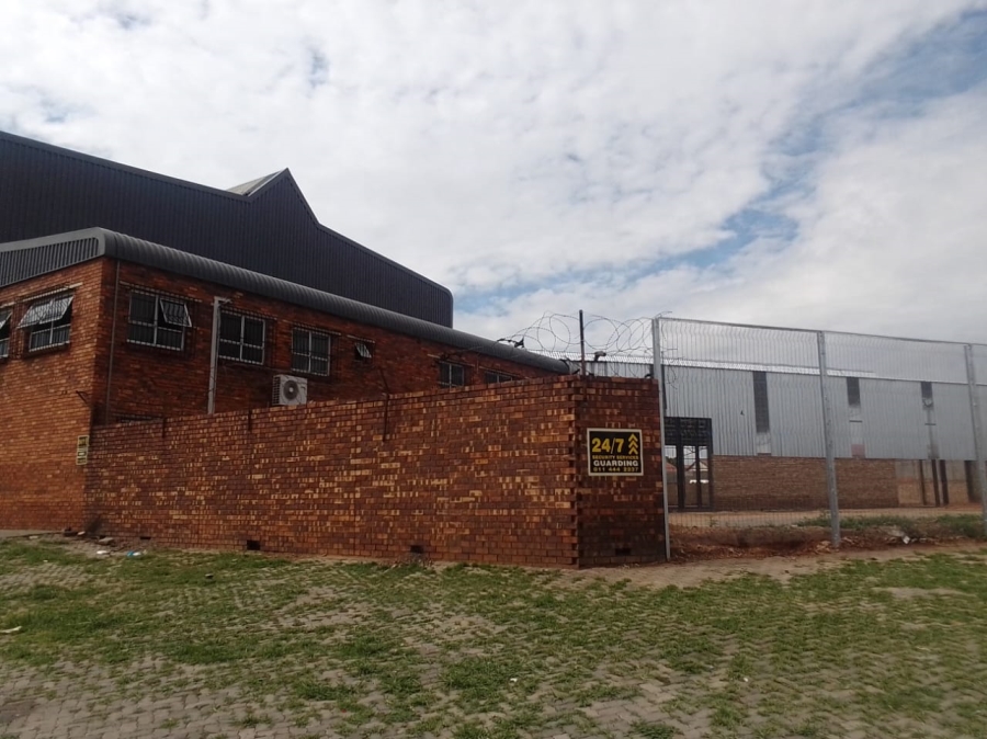 To Let commercial Property for Rent in Bramley View Gauteng