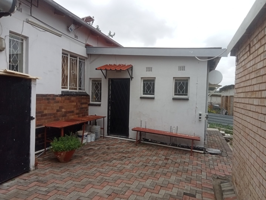 3 Bedroom Property for Sale in Crosby Gauteng