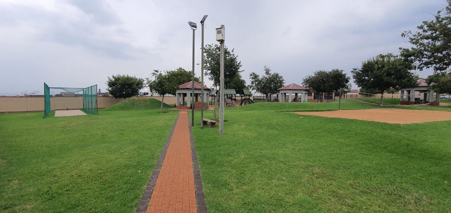 To Let 3 Bedroom Property for Rent in Meyersig Lifestyle Estate Gauteng