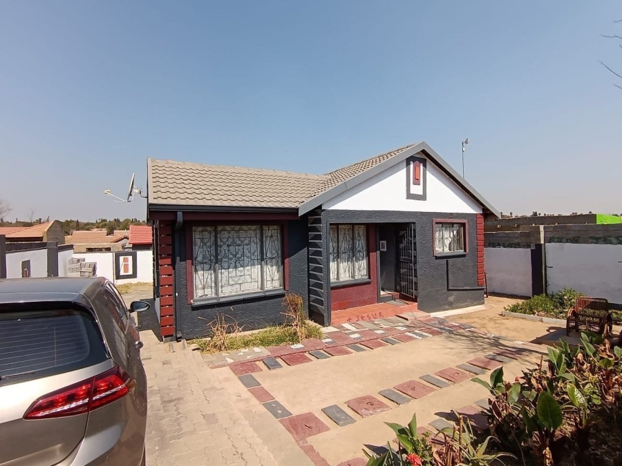 3 Bedroom Property for Sale in Birchleigh North Gauteng