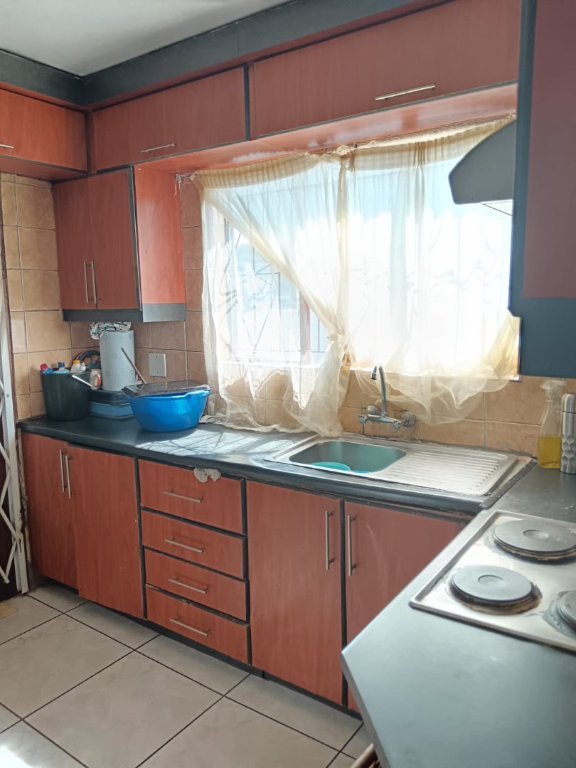 3 Bedroom Property for Sale in Birchleigh North Gauteng