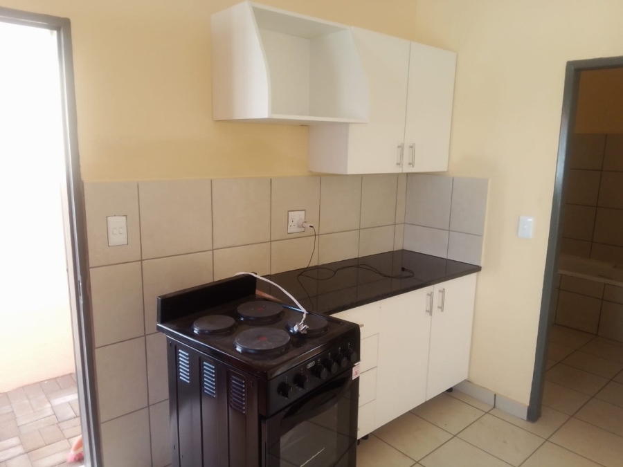 To Let 2 Bedroom Property for Rent in Soshanguve XX Gauteng