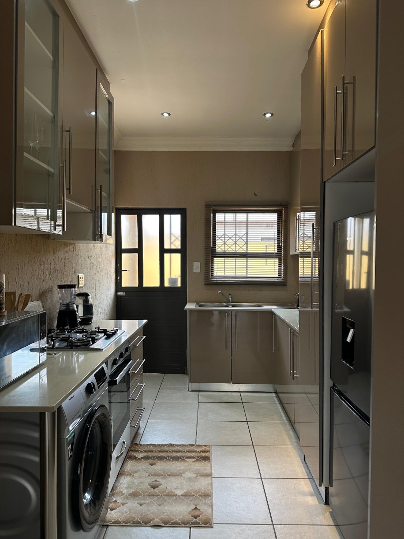 3 Bedroom Property for Sale in Protea Garden Gauteng