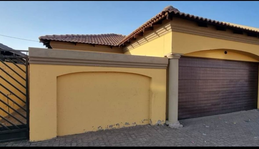 3 Bedroom Property for Sale in Protea Garden Gauteng