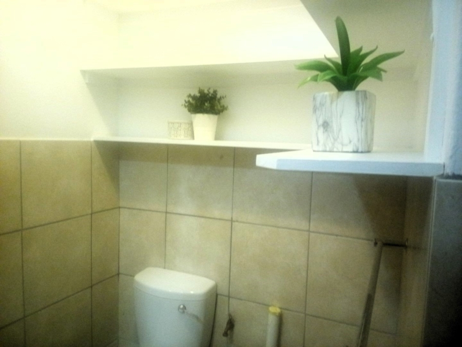 To Let 1 Bedroom Property for Rent in Brooklyn Gauteng