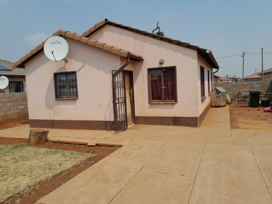 To Let 3 Bedroom Property for Rent in Protea Glen Gauteng