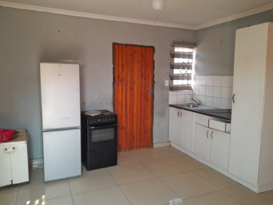 To Let 3 Bedroom Property for Rent in Protea Glen Gauteng