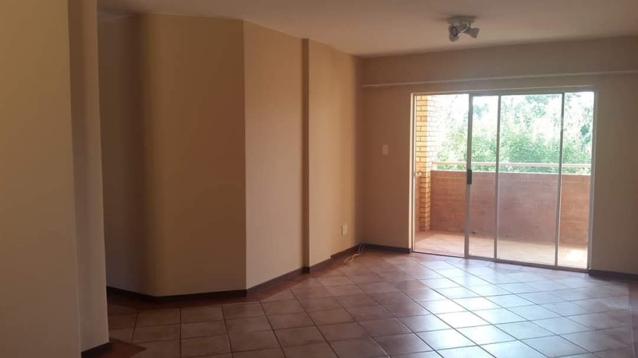 2 Bedroom Property for Sale in Die Hoewes Gauteng