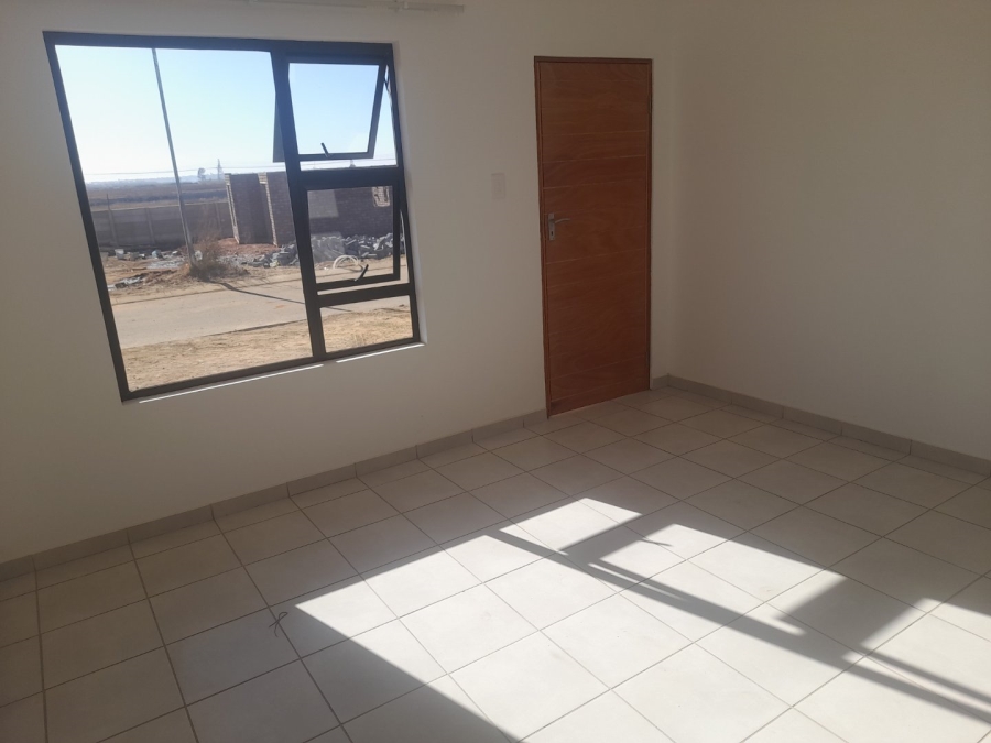 2 Bedroom Property for Sale in Crystal Park Gauteng