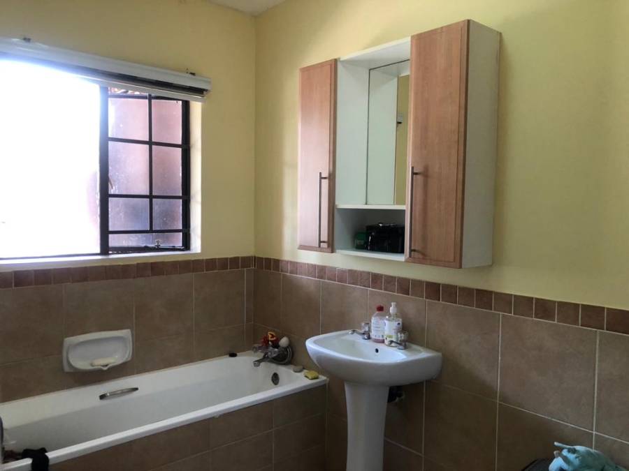 To Let 2 Bedroom Property for Rent in Highveld Gauteng