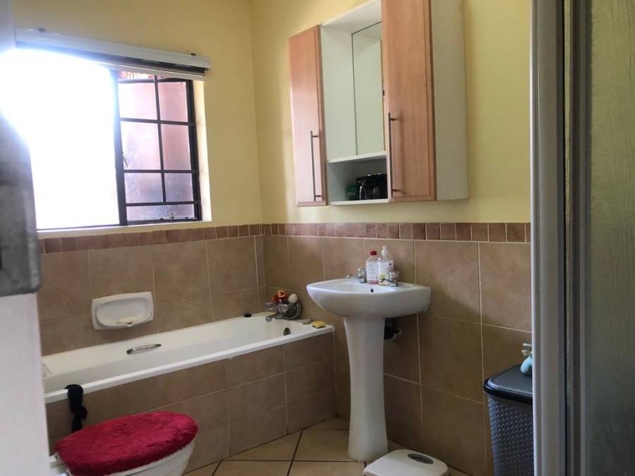 To Let 2 Bedroom Property for Rent in Highveld Gauteng