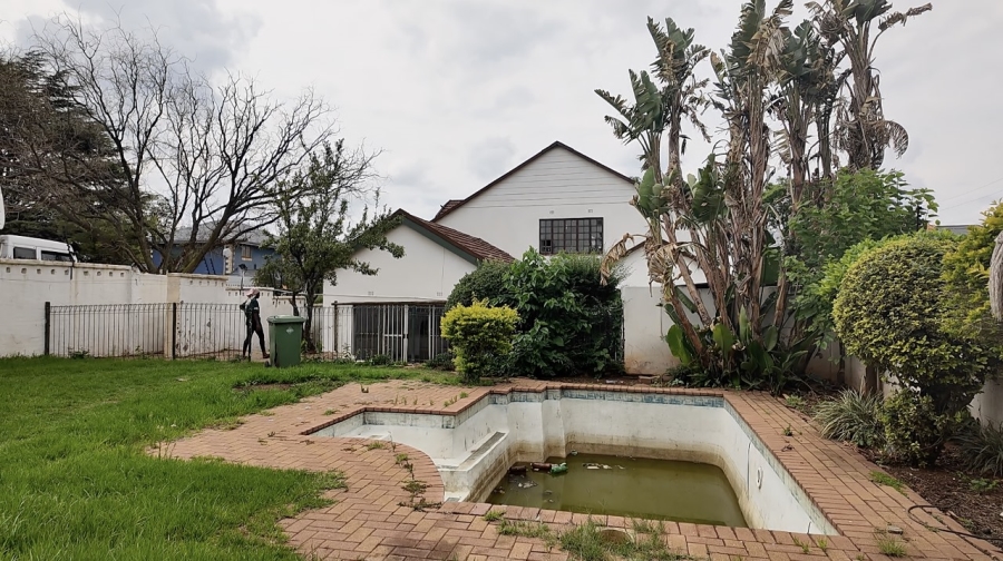 7 Bedroom Property for Sale in Kensington Gauteng