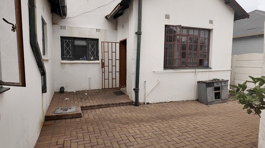 7 Bedroom Property for Sale in Kensington Gauteng