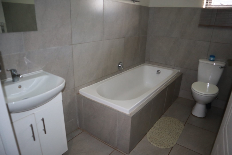 3 Bedroom Property for Sale in Mindalore Gauteng