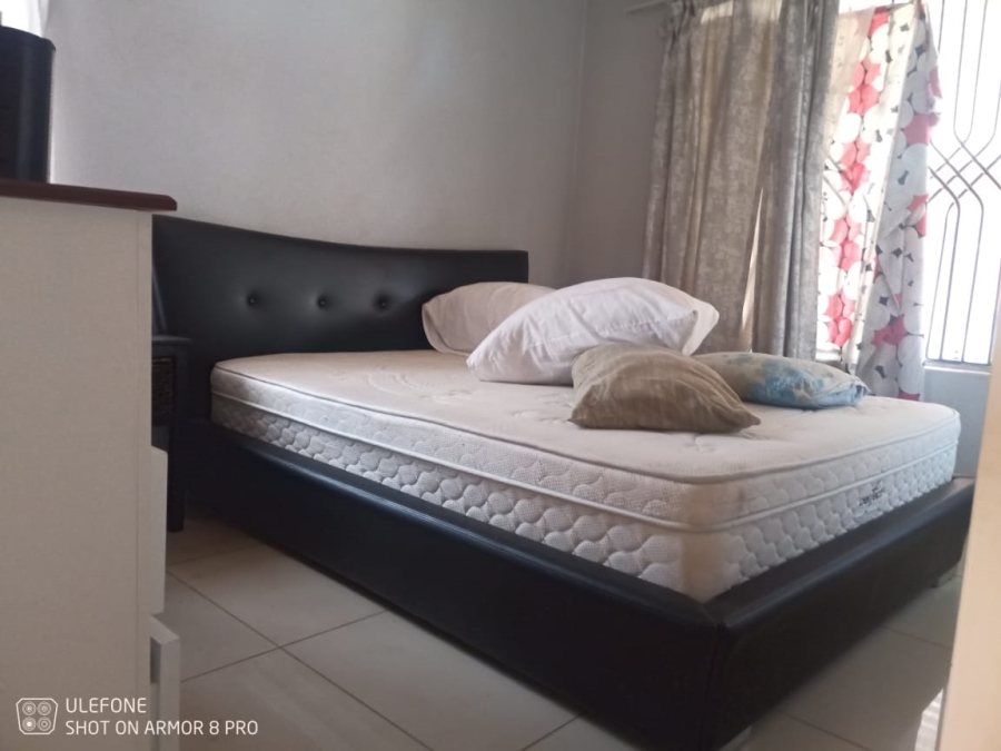 2 Bedroom Property for Sale in Dawn Park Gauteng