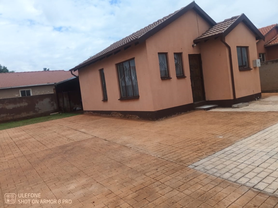 2 Bedroom Property for Sale in Dawn Park Gauteng