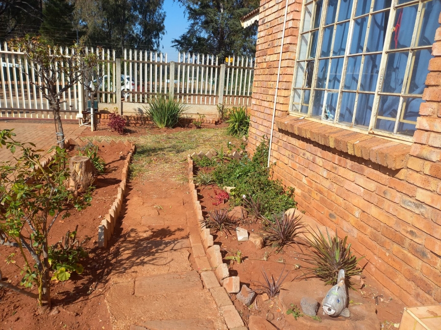 3 Bedroom Property for Sale in Rensburg Gauteng