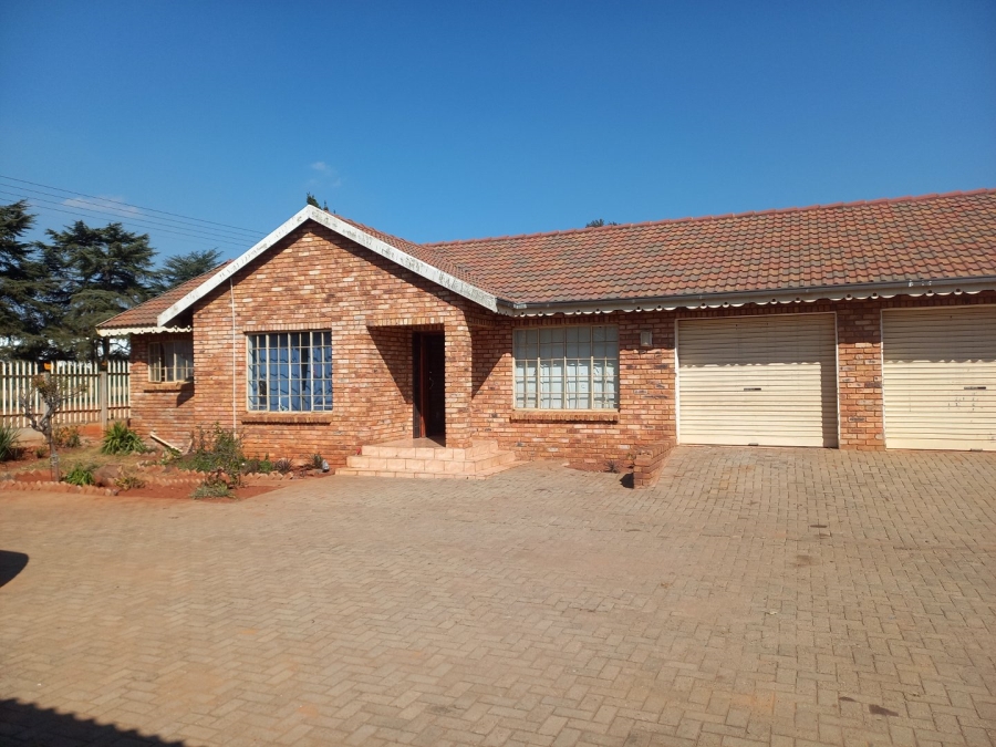 3 Bedroom Property for Sale in Rensburg Gauteng