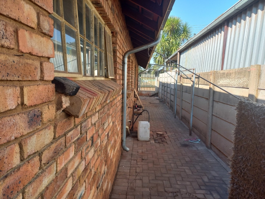 3 Bedroom Property for Sale in Rensburg Gauteng