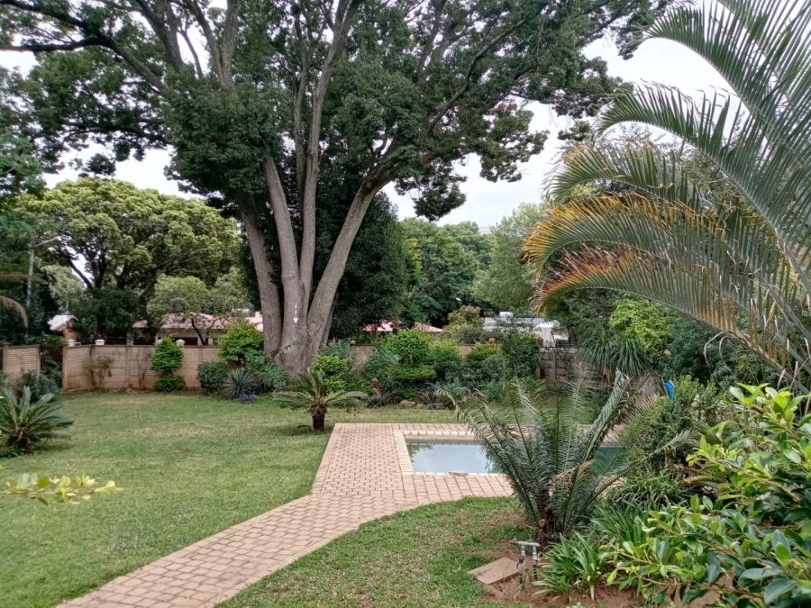 4 Bedroom Property for Sale in Meyerspark Gauteng