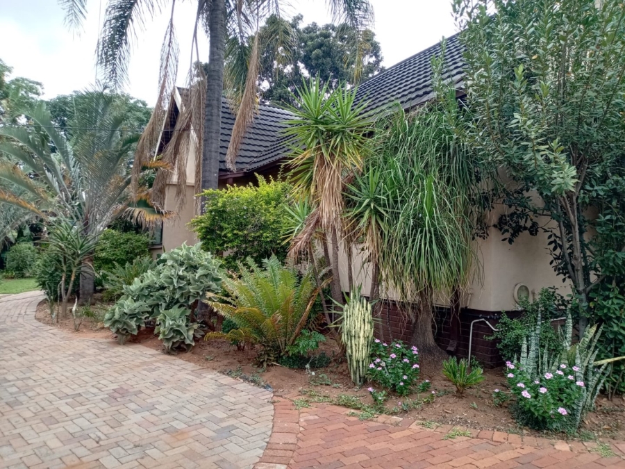 4 Bedroom Property for Sale in Meyerspark Gauteng