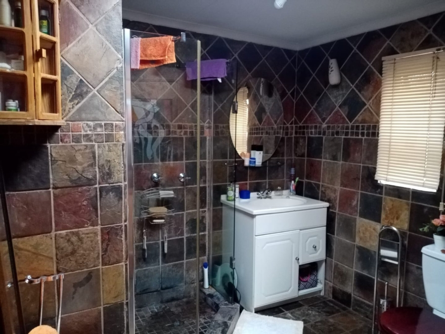 4 Bedroom Property for Sale in Meyerspark Gauteng