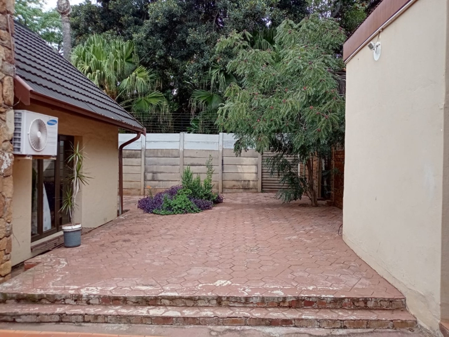 4 Bedroom Property for Sale in Meyerspark Gauteng