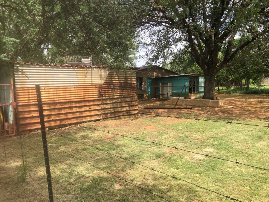 4 Bedroom Property for Sale in Ebner On Vaal Gauteng