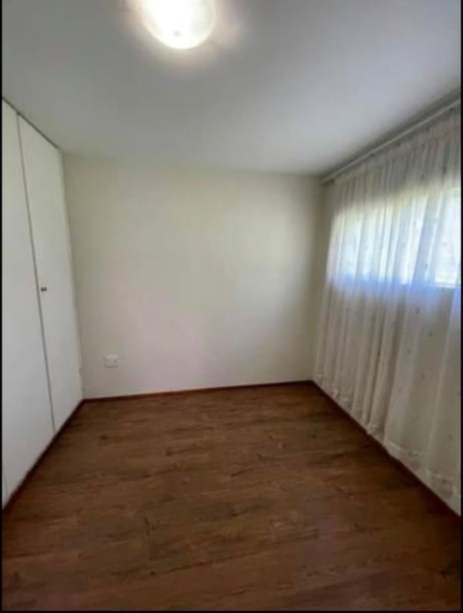 To Let 1 Bedroom Property for Rent in Gallo Manor Gauteng