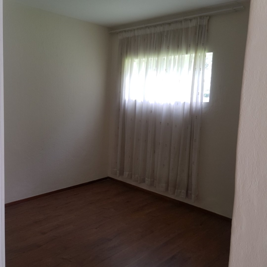 To Let 1 Bedroom Property for Rent in Gallo Manor Gauteng