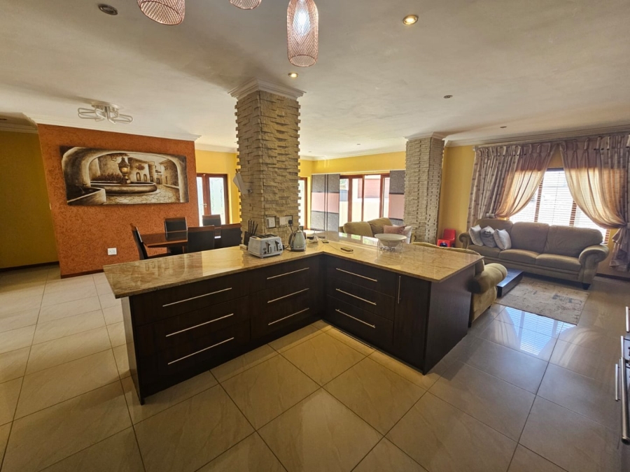 4 Bedroom Property for Sale in Olympus AH Gauteng