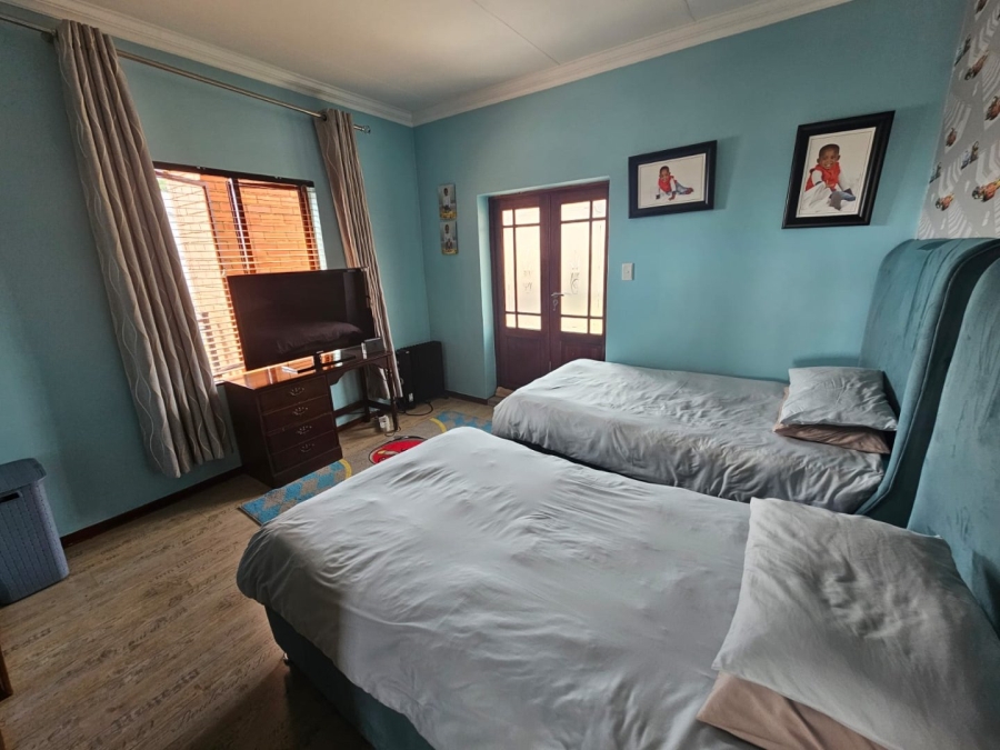 4 Bedroom Property for Sale in Olympus AH Gauteng