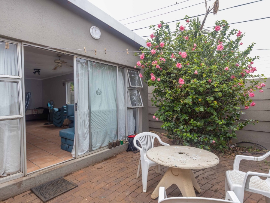 3 Bedroom Property for Sale in Edenvale Central Gauteng