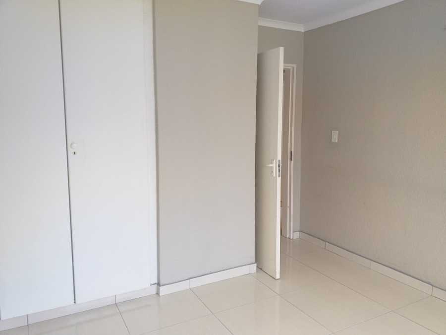 To Let 2 Bedroom Property for Rent in Northgate Gauteng