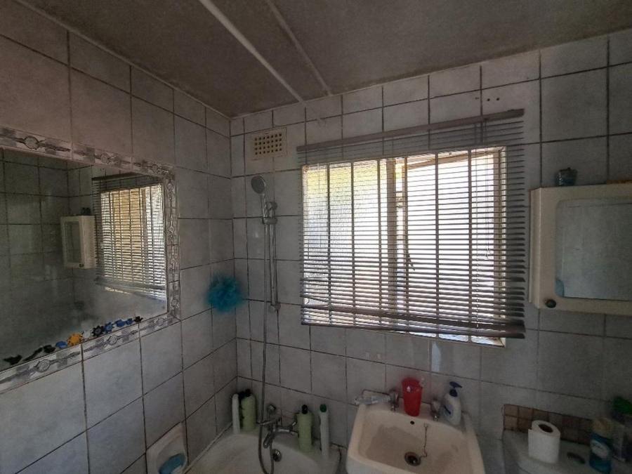 2 Bedroom Property for Sale in Eden Glen Gauteng