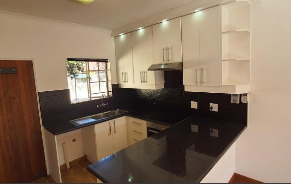 To Let 3 Bedroom Property for Rent in Johannesburg North Gauteng