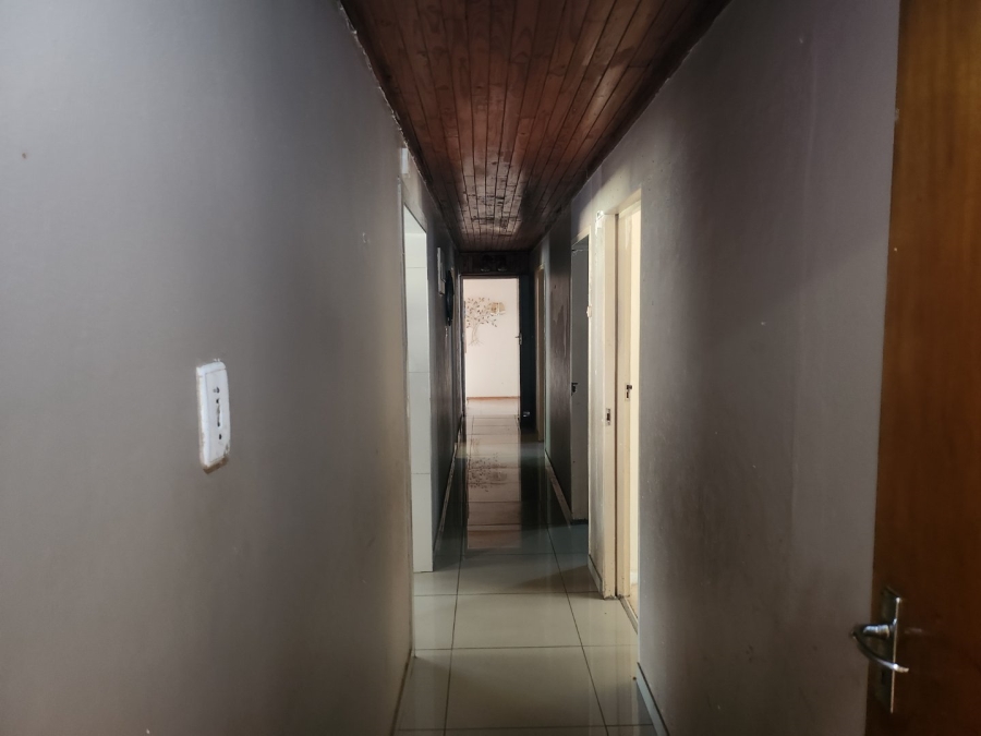 To Let 4 Bedroom Property for Rent in Proclamation Hill Gauteng