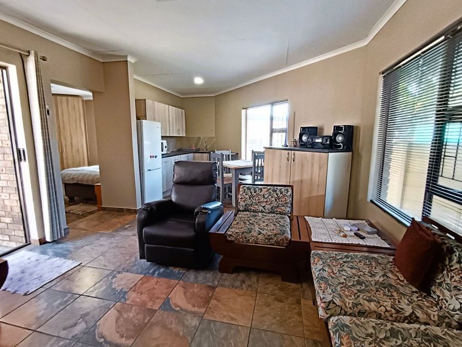 4 Bedroom Property for Sale in Rooihuiskraal Gauteng