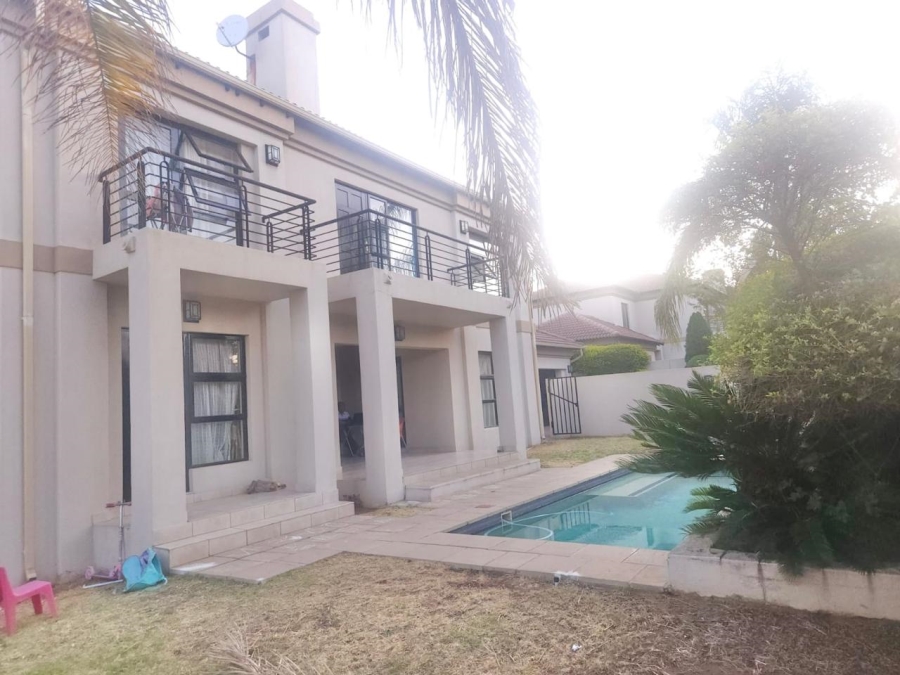 To Let 3 Bedroom Property for Rent in North Riding Gauteng