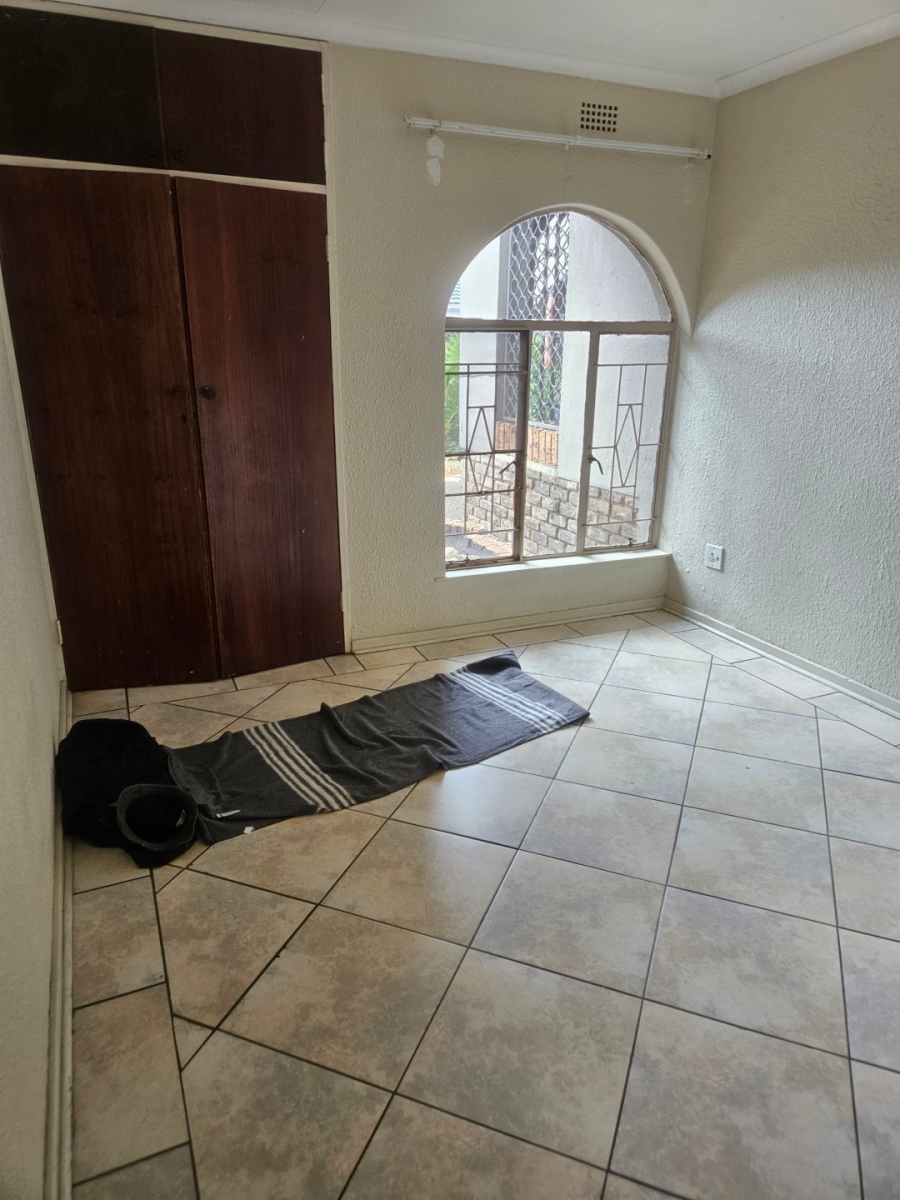 3 Bedroom Property for Sale in Bardene Gauteng