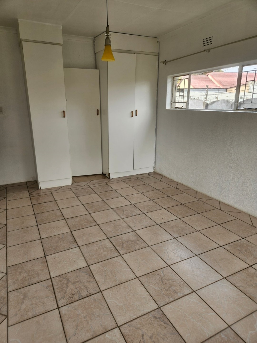 3 Bedroom Property for Sale in Bardene Gauteng