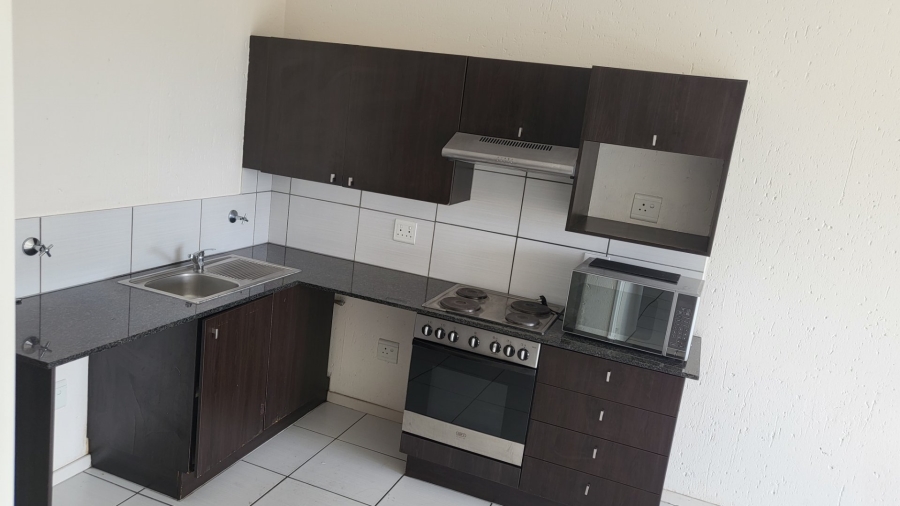 To Let  Bedroom Property for Rent in Paulshof Gauteng