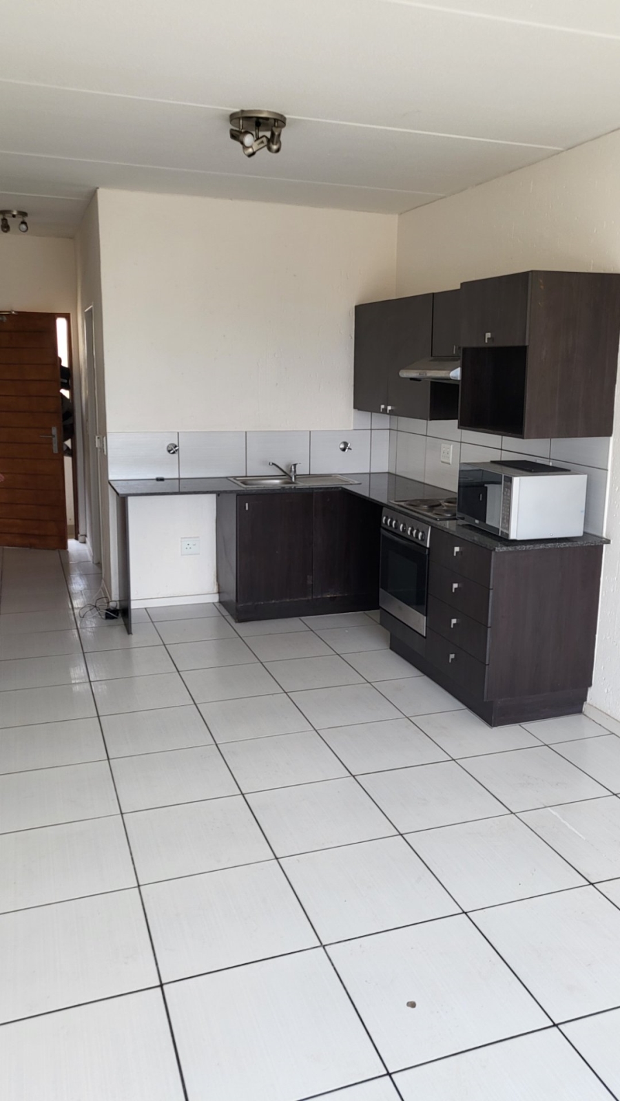 To Let  Bedroom Property for Rent in Paulshof Gauteng