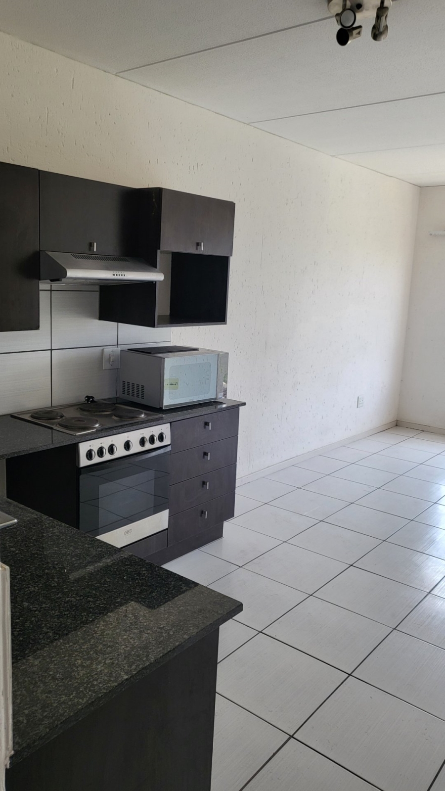 To Let  Bedroom Property for Rent in Paulshof Gauteng