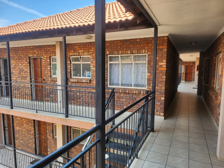 To Let 2 Bedroom Property for Rent in Daspoort Gauteng