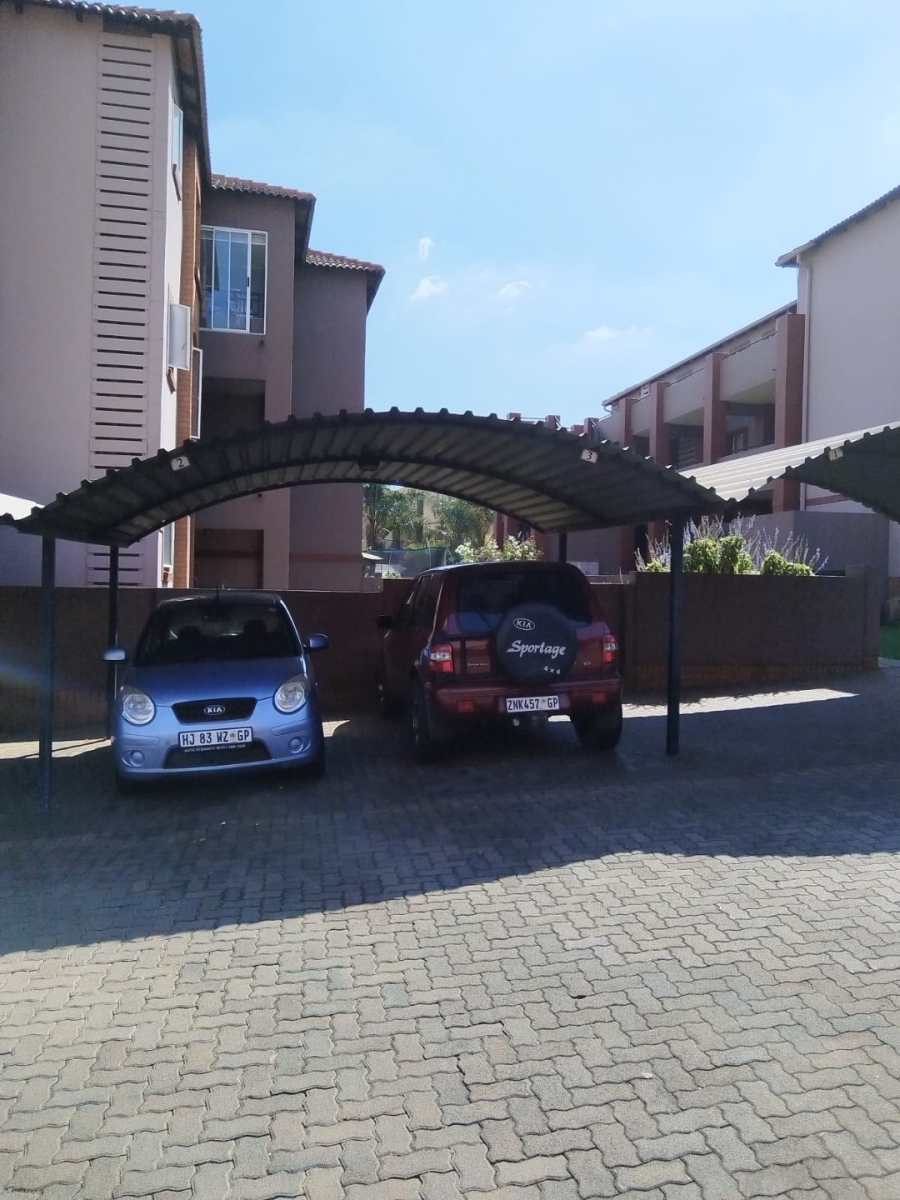 To Let 2 Bedroom Property for Rent in Castleview Gauteng