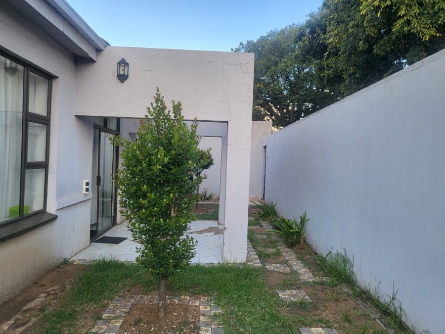 3 Bedroom Property for Sale in Regents Park Gauteng