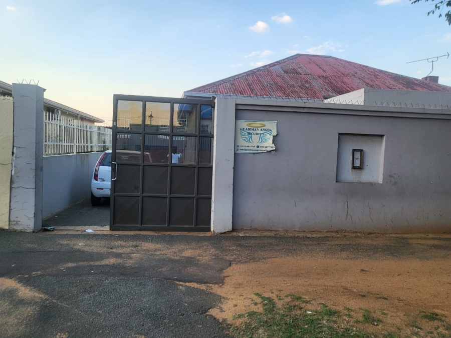 3 Bedroom Property for Sale in Regents Park Gauteng